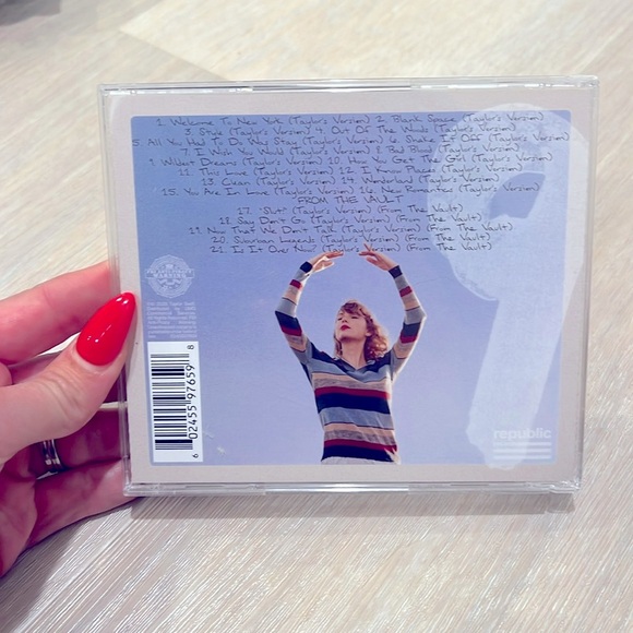 Taylor Swift 1989 CD Sunrise Boulevard edition deluxe Taylors Version - Picture 2 of 6